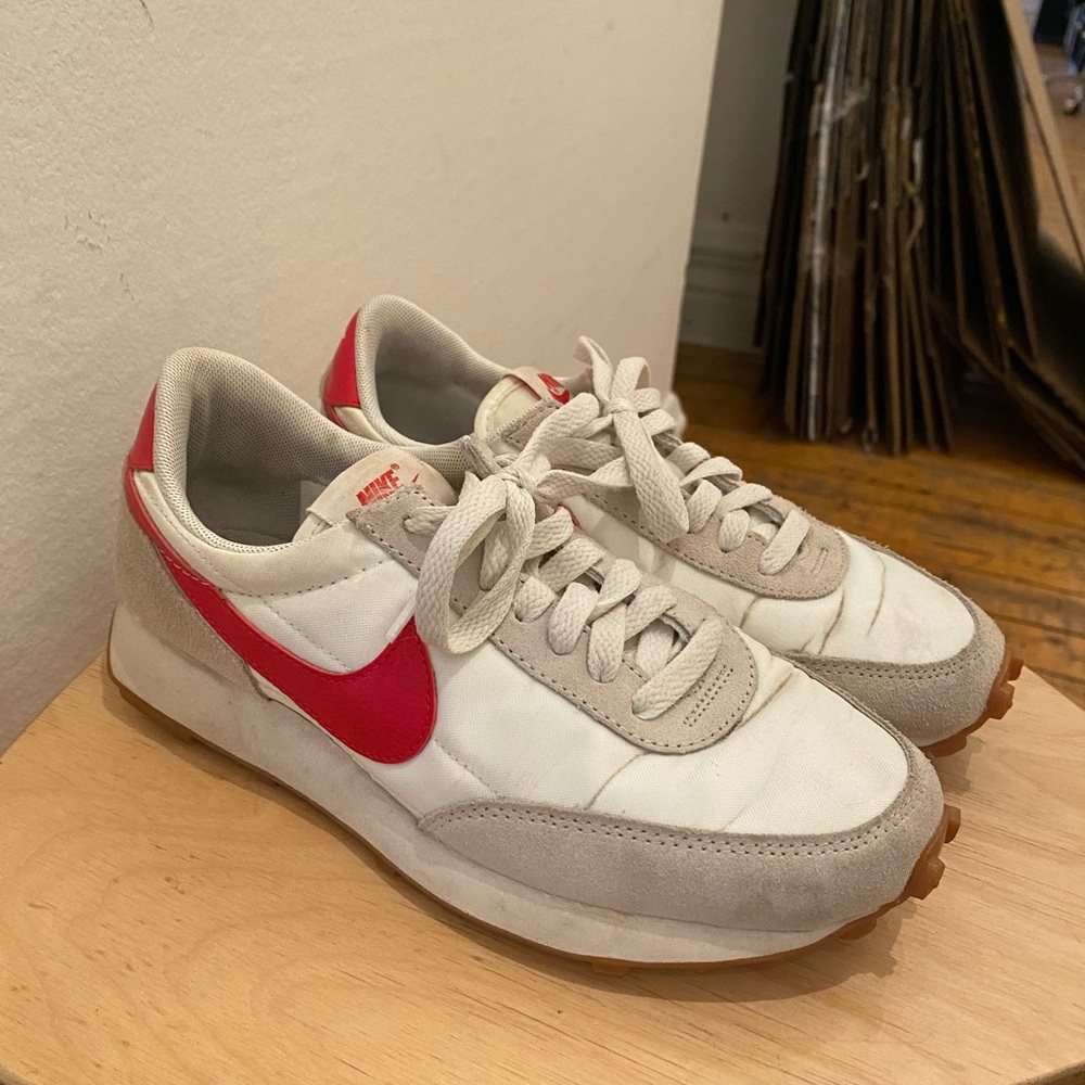 Nike Daybreak Size 6W